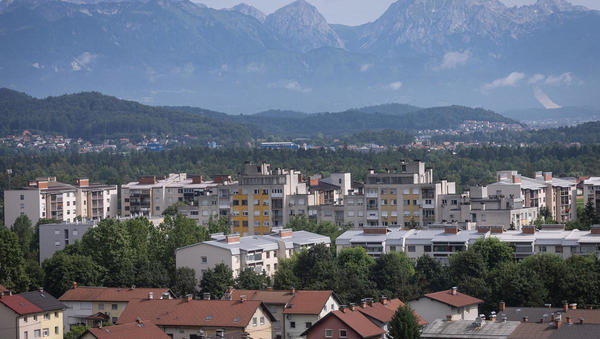 Kaj lahko pričakujemo na nepremičninskem trgu v letu 2024?