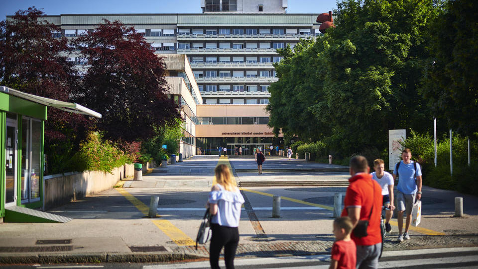 Veliko nejasnosti glede gradbenega dovoljenja za protipotresno utrditev UKC Ljubljana