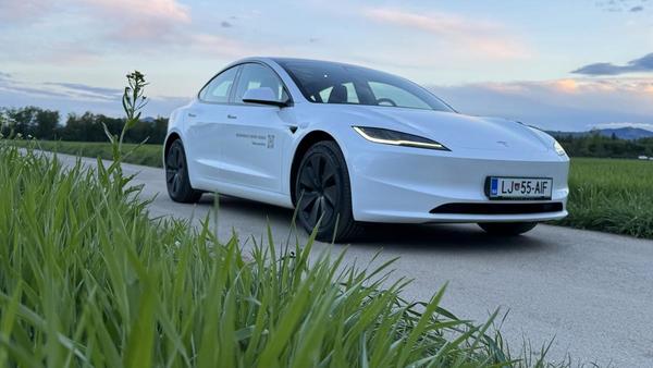 Osnovna tesla model 3