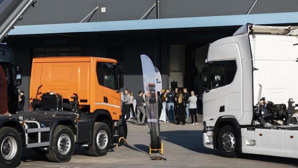 Nova Scanijina delavnica v Kranju bo letno delala vsaj 330 servisnih ur