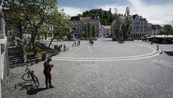 Komu in za koliko je Janković oddal gostinski vrt na Prešernovem trgu